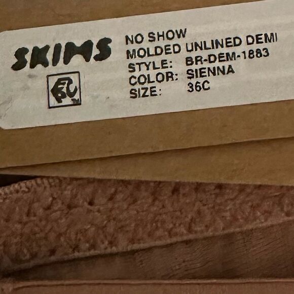 NWT SKIMS No Show Molded Unlined Demi Sheer Sexy Nude Lingerie Bra In Sienna - Picture 4 of 10